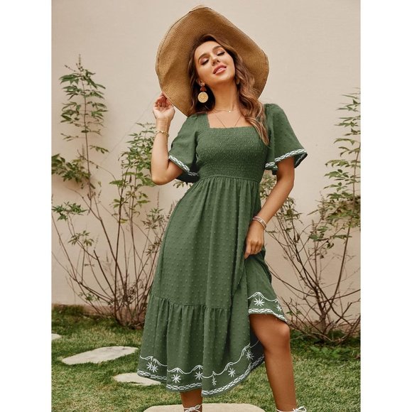 Women's Short Sleeve Smocked Square Neck A Line Summer Flowy Maxi Long Dress - Picture 4 of 7